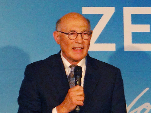 米国本社のキム・エーシー会長